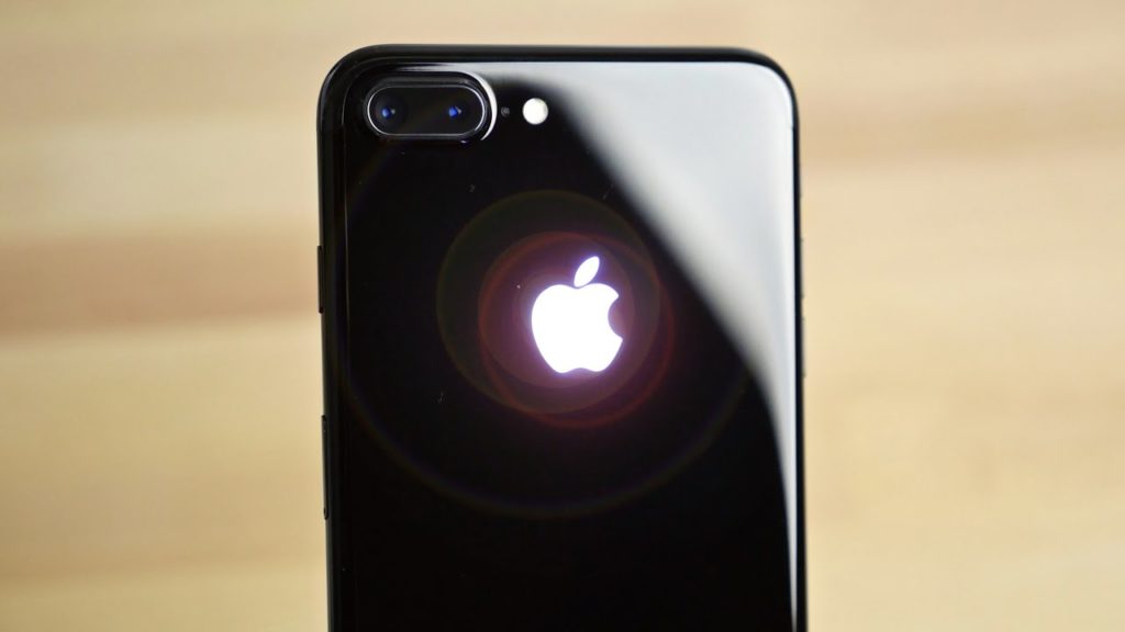 Future Apple iPhones – LED-illuminated Apple Logo